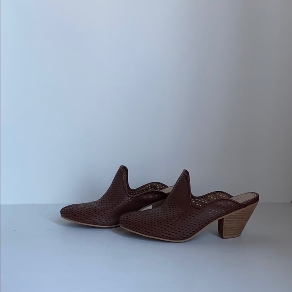 Kelsi Dagger brown leather mule
